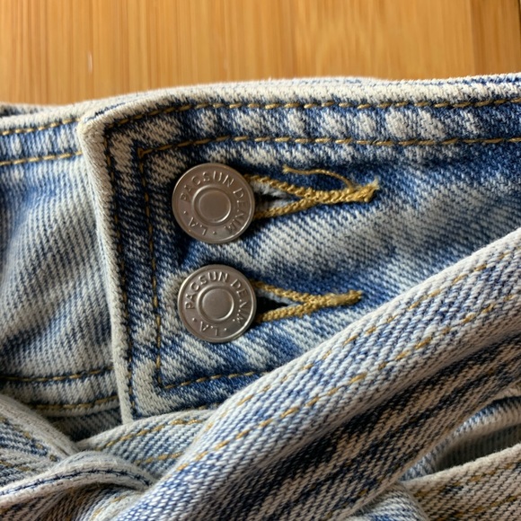 Jean Skirt - Picture 3 of 5